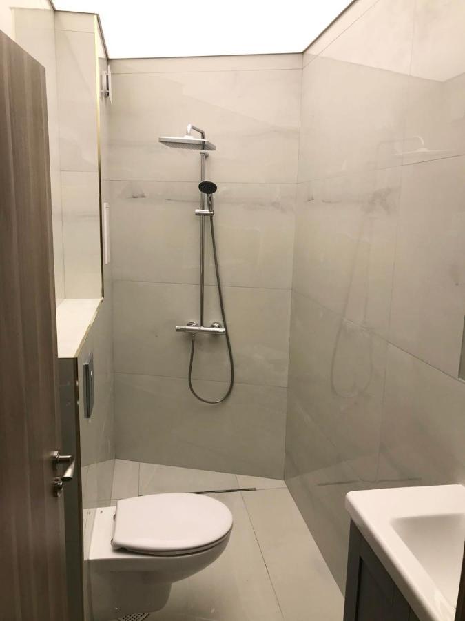 Smart Apartment Mir Varna Exterior photo