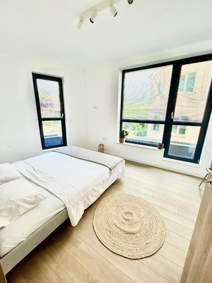 Smart Apartment Mir Varna Exterior photo