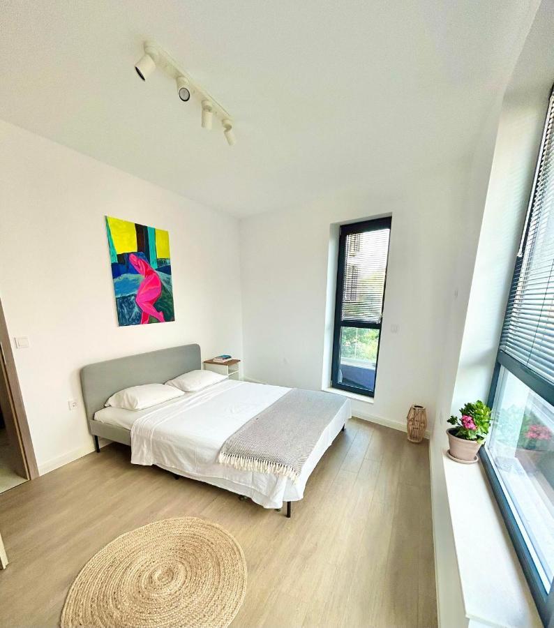 Smart Apartment Mir Varna Exterior photo